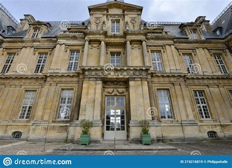 Maisons Laffitte France April 4 2016 Castle Editorial Stock Image