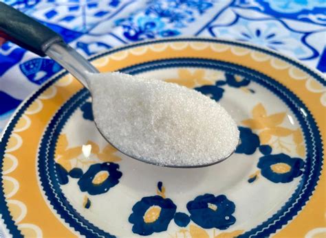 50g De Açúcar Em Colheres - Alimentos que são cheios de açúcar e você não sabia - Folha BV
