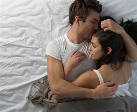 Relationship Goals 4 Resolutions For A Sweet And Steamy Love Life