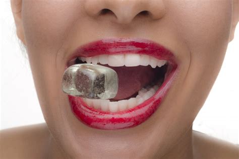 Dangers of Chewing on Ice, Conway | American Dental Care