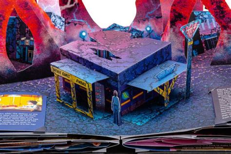 Stranger Things: The Ultimate Pop-Up Book (Reinhart Pop-Up Studio) by ...