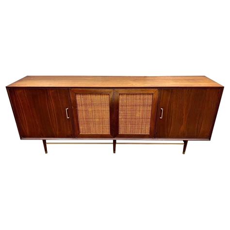 Mid Century Modern Walnut Server Sideboard Credenza Cabinet Henredon At