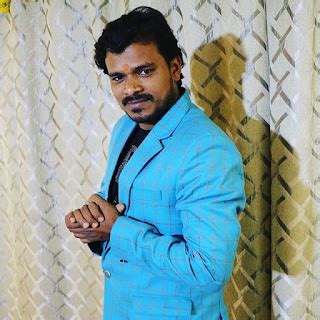 Pramod Premi Yadav Picture Wallpaper Image Gallery And Romantic Photo