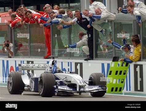 (dpa) - German formula one pilot Ralf Schumacher (BMW-Williams) drives ...