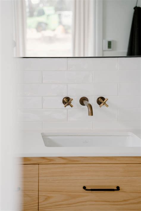 Fitzroy Falls by Jess Hunter Interior Design | ArchiPro AU