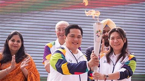 Ribuan Pelajar Meriahkan Kirab Obor Asian Games Independensi