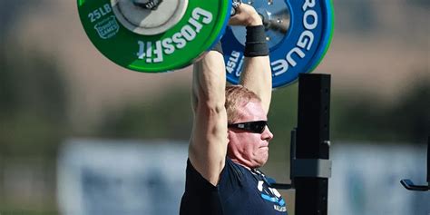 7 Awesome Benefits of the Barbell Shoulder Press (Explode your Strength ...