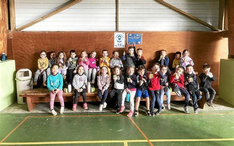 À Saint Thégonnec Loc Eguiner les jeunes du multisports ont fêté Noël