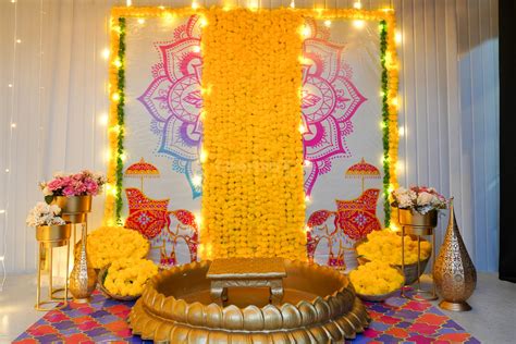 The elephant colourful theme decor promises to create a lively and ...