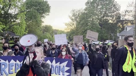 Pro Choice Group To Target All 6 Gop Appointed Scotus Justices Homes For Walk By Wednesday