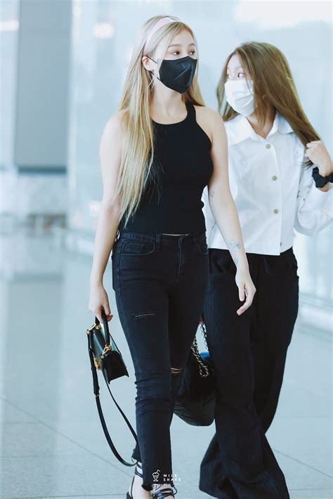 220820 MOMOLAND Nancy | kpopping