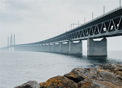 Øresund Bridge - Vector Software