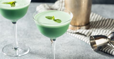 Grasshopper Cocktail Recipe Insanely Good