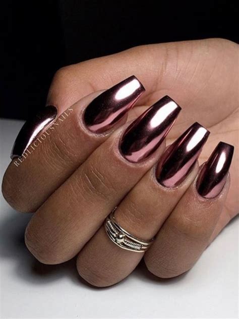 The Best Chrome Nail Ideas To Copy Stylish Belles Red Nails Glitter