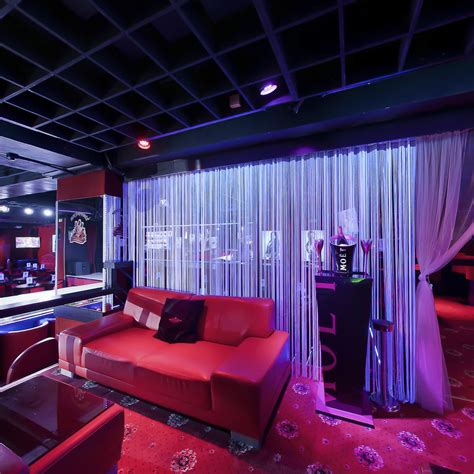 Experience the Ultimate Nightlife in Prague