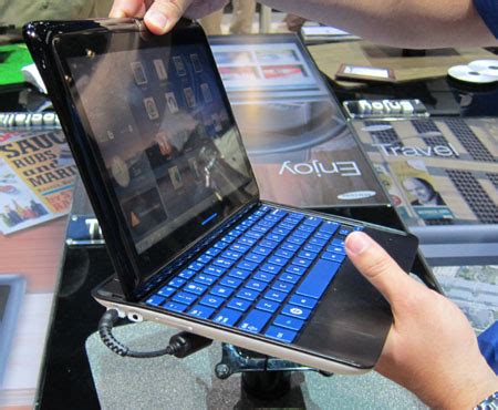 CES 2011: Samsung Slider PC 7 | The Bolt