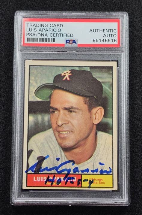 Rare 1961 LUIS APARICIO Signed Topps Baseball Card HALL OF FAME WHITE