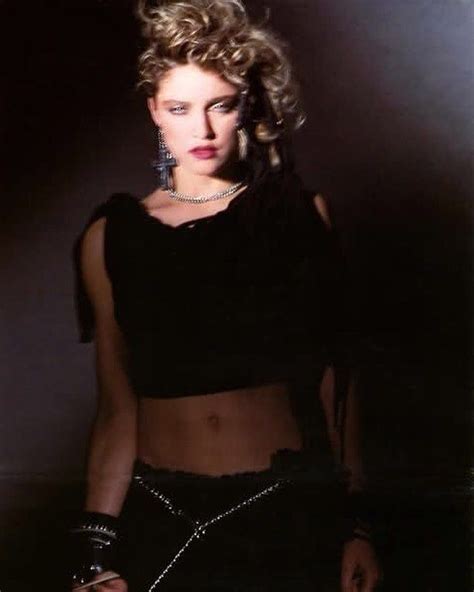 Pin By Miko 1 On マドンナ 2 Madonna Fashion Madonna 80s Fashion Madonna