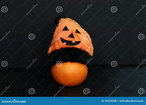 Oranges Which are Fruit, Wear Orange Color of Halloween Hat Stock Photo - Image of celebration ...