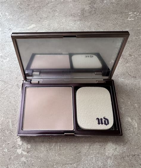 Urban Decay Naked Skin Ultra Definition Powder Foundation Fair Cool