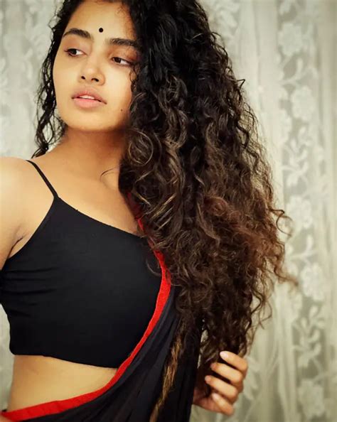 Top 10 Anupama Parameswaran Hot And Sexy Photos Flickonclick