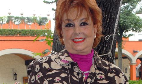 Fallece la conductora Talina Fernández fue quien dio la noticia del