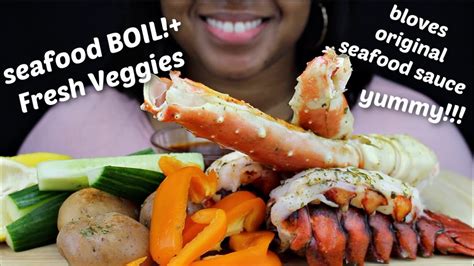 Asmr Seafood Boil Veggies Lobster King Crab Dipped In Bloves