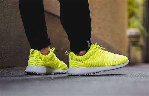 Nike Roshe One Hyperfuse Breeze Volt - Sneaker Bar Detroit