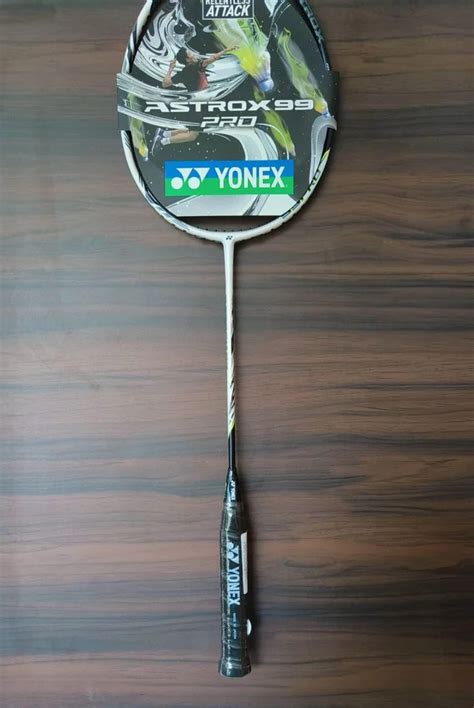 yonex badminton rackets astrox  pro balance head light