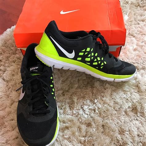 nike flex  mens fashion footwear sneakers  carousell