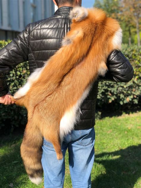 High Quality 1st Class Red Fox Pelt Real Wild Fox Furs Genuine Throw