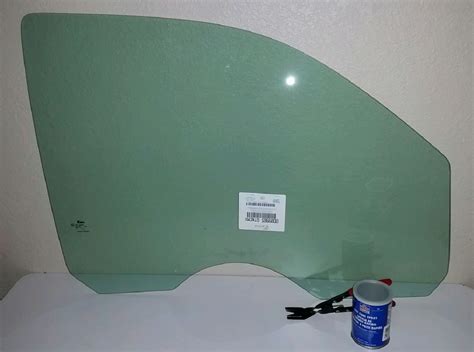 Front Door Glass Passenger Side Chevrolet Trailblazer Ext Ls 4 Door Utility 2004 2006