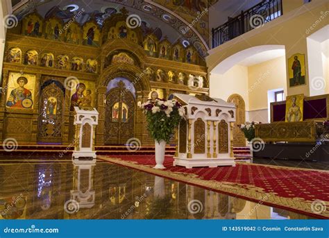 Mirroring Orthodox Church Altar Stock Photo - Image of decorated ...