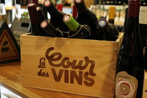 La Cour des Vins à Toulouse Docteur Conso in Pour les Courses du