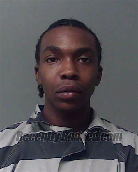 Recent Booking Mugshot For DEJUAN ROSHAD Junior GREEN In Macon County