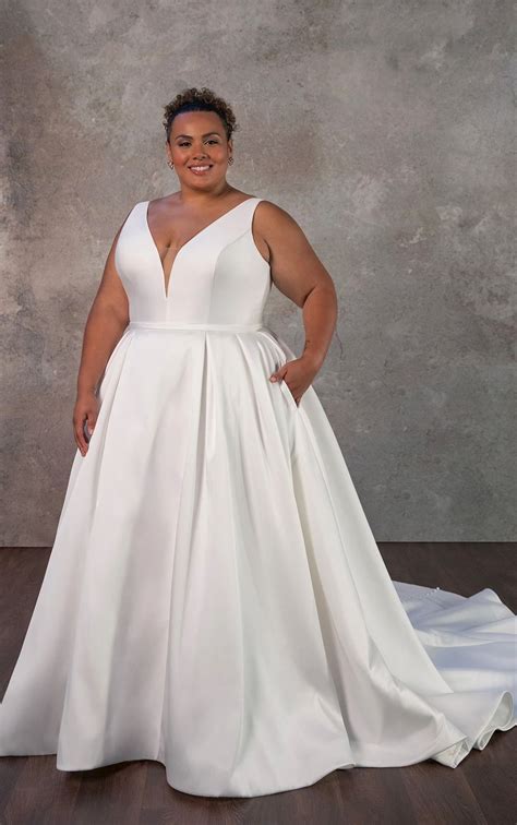 Elegant Plunging V-Neckline A-Line Wedding Dress in Textured Satin