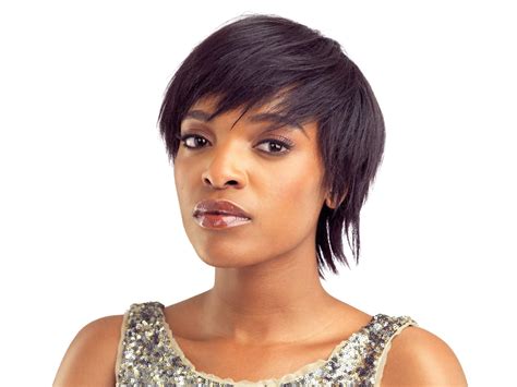 19 Short Black Hairstyles and Haircuts for Natural Hair