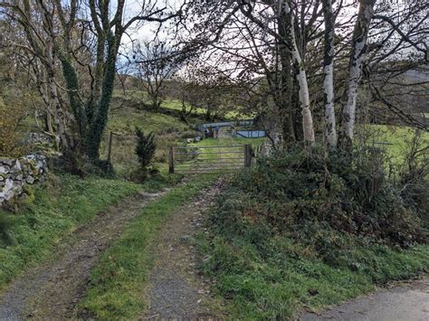 The Track To T N Y Ffordd Fawr David Medcalf Cc By Sa