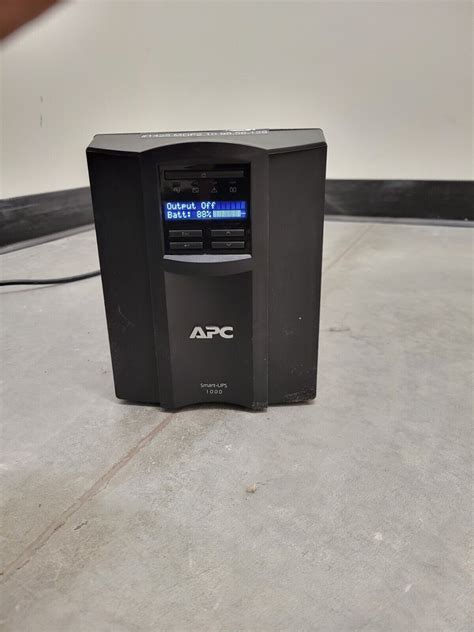 Used APC Smart-UPS 1000VA UPS Battery Backup with Pure Sine Wave Output SMT1000 - UBB.threads