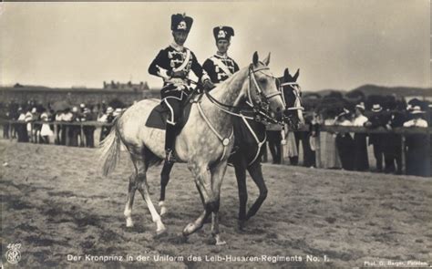 Ansichtskarte Postkarte Kronprinz Wilhelm von Preußen in Uniform des