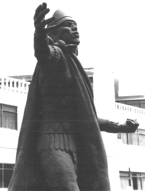 File:Nezahualcoyotl statue.jpg - Wikipedia