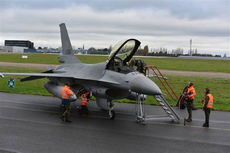 Netherlands Sends Five F 16s To Romania To Train Ukrainian Pilots