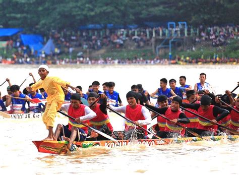ikks pekanbaru jadikan pacu jalur sebagai alat pemersatu bagi