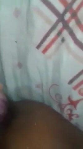 Sri Lankan Milf Masturbate With Brinjol Part XHamster