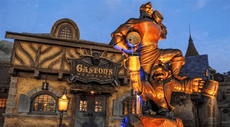 Disney World's Gaston Goes Viral After Spectacularly Roasting Guest