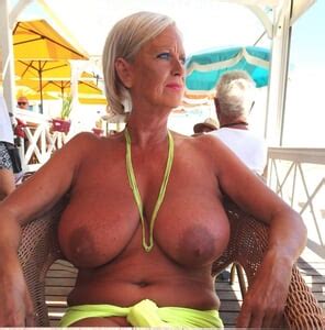 Mature MILF Wives And GIrlfriends V18 Matures 18 29 Porn Pic