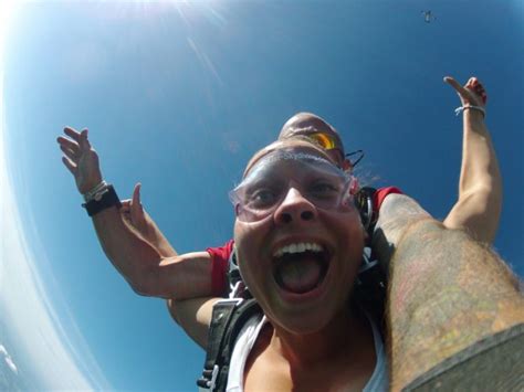 Skydiving in VA: A Bucket List Experience - Snap Travel Magic