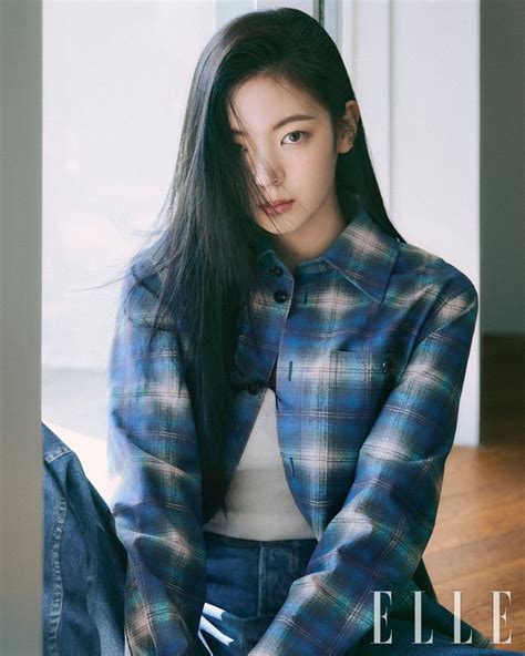 Lia Itzy Photo Shoot For Elle Magazine Korea April Celebmafia