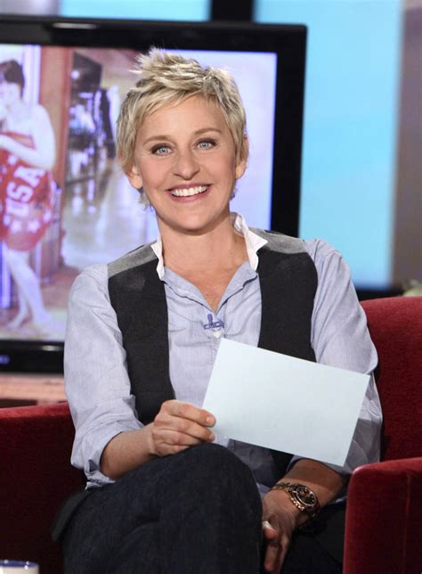 Celebrity Ellen DeGeneres - Weight, Height and Age