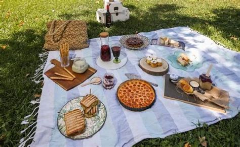 Celebra San Valent N En Granada Con Un Picnic Al Aire Libre Ideal